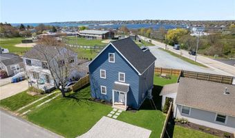 11 Gunning Ct, Middletown, RI 02842