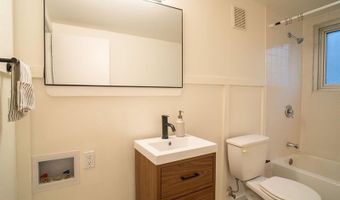 15 BURBANK Dr 4, Atlanta, GA 30314