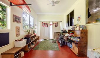1220 W Kuiaha Rd, Haiku, HI 96708