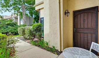 5715 Baltimore Dr 23, La Mesa, CA 91942