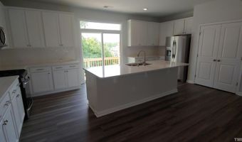 2943 Sunflower Rd, Apex, NC 27502