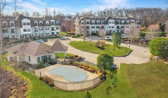 109 Vistas Ct 109, East Greenwich, RI 02818