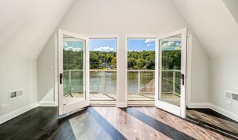 1539 Lowe Dr, Algonquin, IL 60102