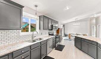 906 Delaware Dr, Buffalo, WY 82834