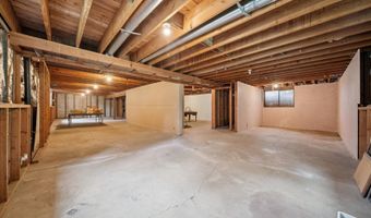 12834 EHLEN Rd, Aurora, OR 97002
