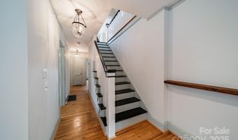 2400 Commonwealth Ave, Charlotte, NC 28205