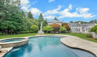 38 Rio Vista Dr, Alpine, NJ 07620