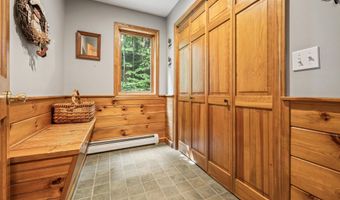 46 Ammonoosuc Dr, Bartlett, NH 03812