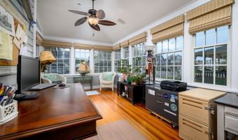 132 Coral St, Beach Haven, NJ 08008