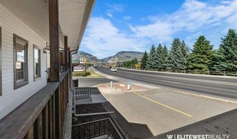 754 Yellowstone Ave, Cody, WY 82414