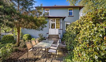 140 Leonardville Rd, Belford, NJ 07718