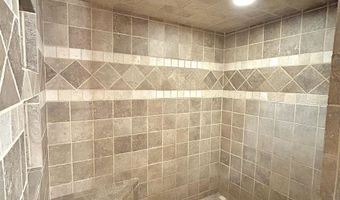 900 S 4th St, Battle Creek, NE 68715