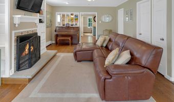 2230 Ramshorn Dr, Allenwood, NJ 08720
