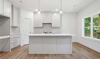 13 Salisbury Dr, Bella Vista, AR 72714