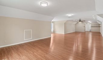 151 South St, Southport, IN 46227