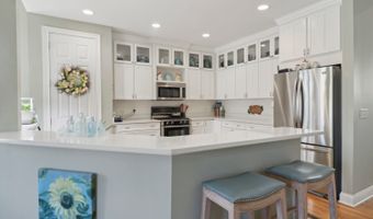 40418 N South Newport Dr, Antioch, IL 60002