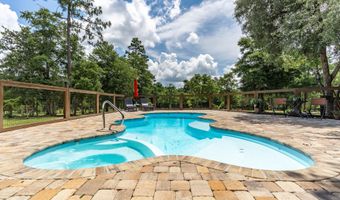 6263 Old River Rd, Baker, FL 32531