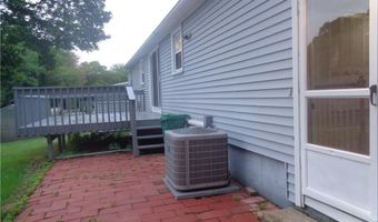 155 Lewiston St, Warwick, RI 02889
