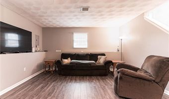 67 Remington Farm Dr, Coventry, RI 02816
