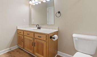 70 Peach St, Austin, AR 72007