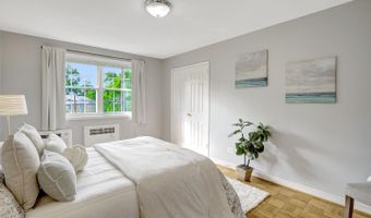 4352 N PERSHING Dr #43522, Arlington, VA 22203