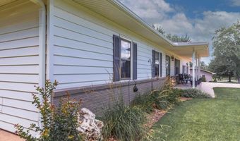 713 S Boyer Rd, Arkansas City, KS 67005