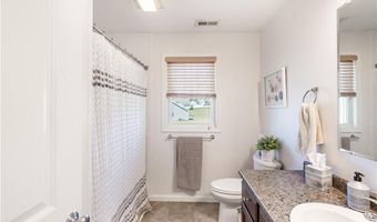 27 Streamview Dr, Cumberland, RI 02864