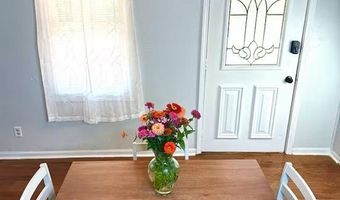1013 Kearney St, Atchison, KS 66002