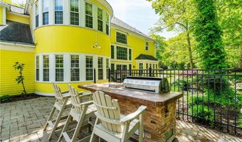 15 Justin Rd, East Greenwich, RI 02818