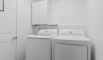 1114 Arbor Spring Ct, Ballwin, MO 63021