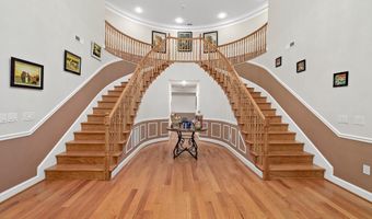 7230 BEVERLY St, Annandale, VA 22003