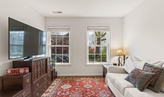 2302 SANFORD St, Alexandria, VA 22301