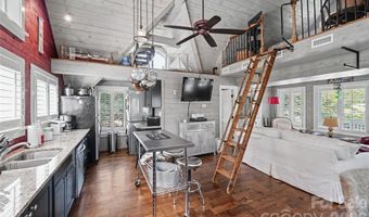 1954 White Rd, Camden, SC 29020