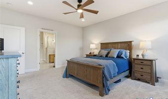 124 Axton Ln, Ashland, VA 23005