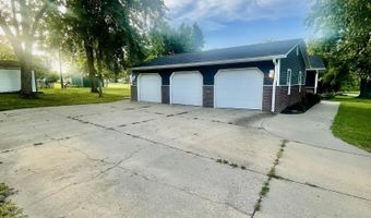 608 Indiana St, Bicknell, IN 47512