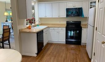 1701 Forest Edge Dr, Amherst, NY 14051