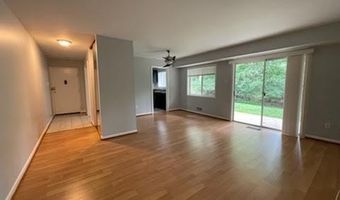 10654 MONTROSE Ave 3, Bethesda, MD 20814