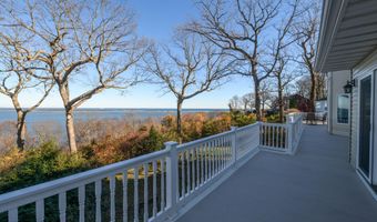 4 Hillside Rd, Atlantic Highlands, NJ 07716