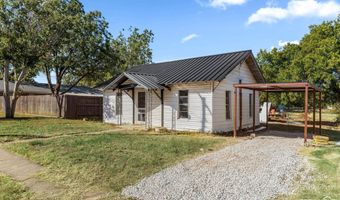 213 W COTTONWOOD St, Archer City, TX 76351
