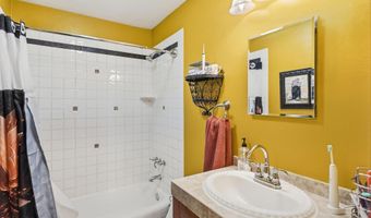 207 8th Ave, Belle Fourche, SD 57717