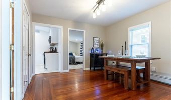 17 Oak Ave, East Providence, RI 02915