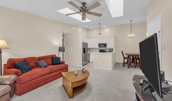 66 Iroquois Dr 24, Absecon, NJ 08201