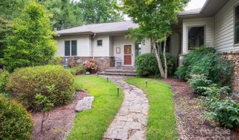 32 Scenic Valley Dr, Barnardsville, NC 28709