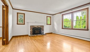 26 Willard Rd, Ashburnham, MA 01430