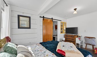 92 Pinewood Ave, Bethlehem, NH 03574