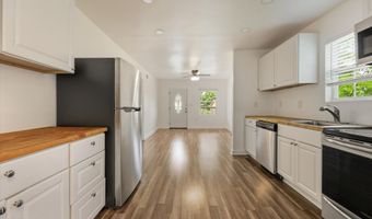 280 W Newcomen St, Alcoa, TN 37701