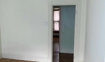 78 High St, Belfast, ME 04915