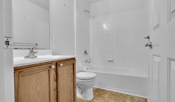 5033 WOODS LINE Dr 17, Aberdeen, MD 21001