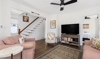 7 Pleasant Vw, Jamestown, RI 02835