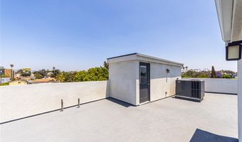 2223 S Highland Ave, Los Angeles, CA 90016